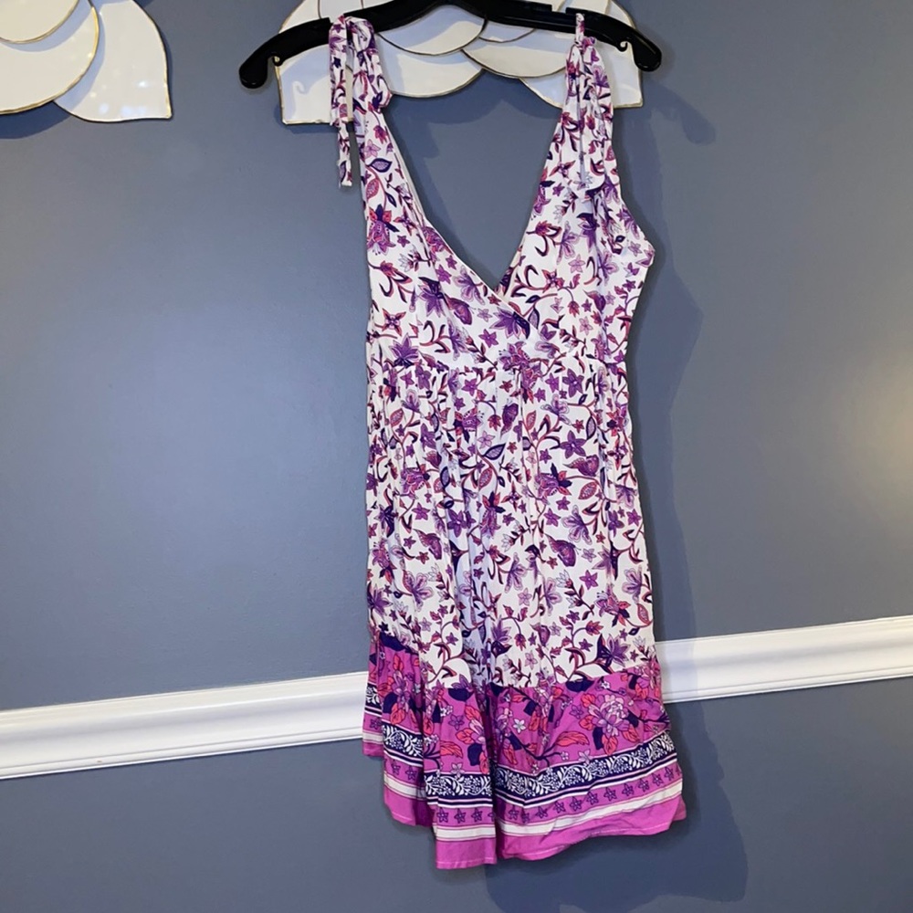 Dress - Picture 4 of 8